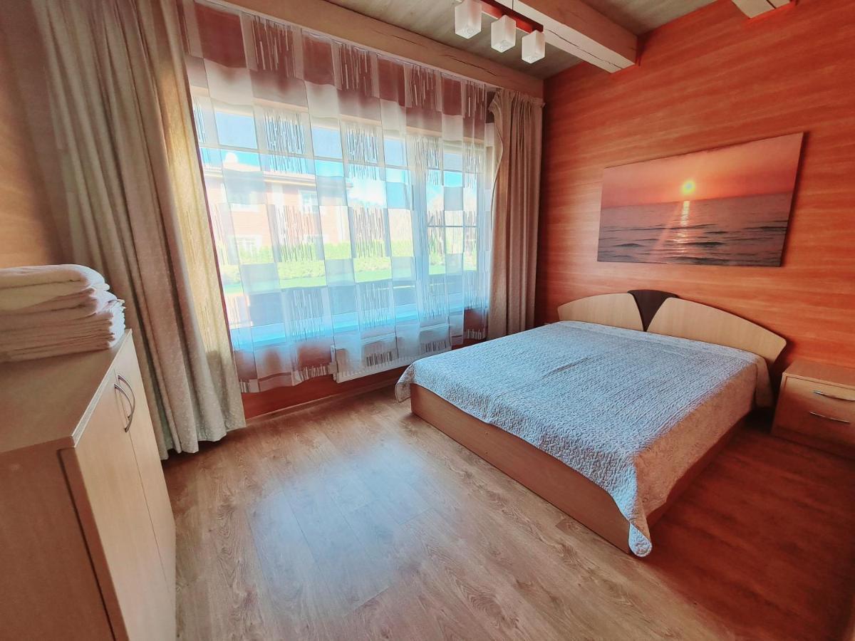 Pajurio Vingis Aparthotel Palanga Exterior photo