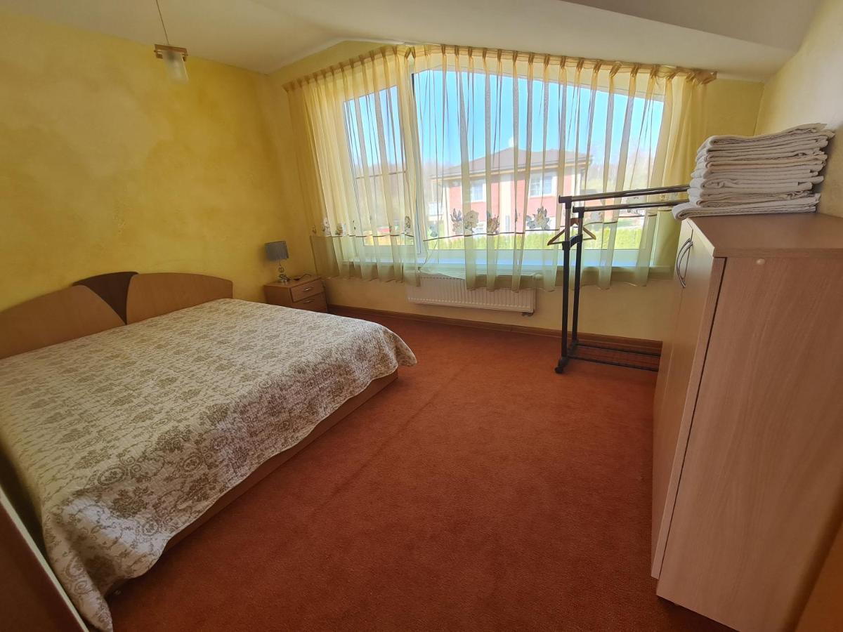 Pajurio Vingis Aparthotel Palanga Exterior photo
